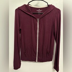 American Eagle maroon zip up